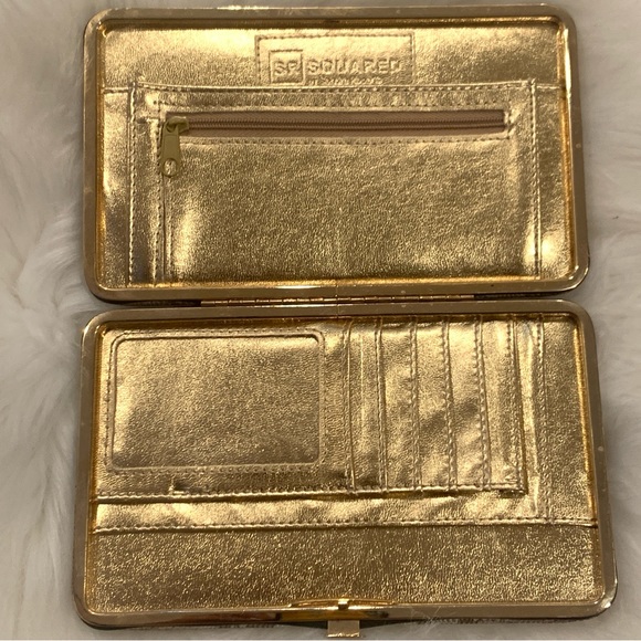 Sondra Roberts Animal Print Snakeskin Gold Interior Clutch - Picture 9 of 10